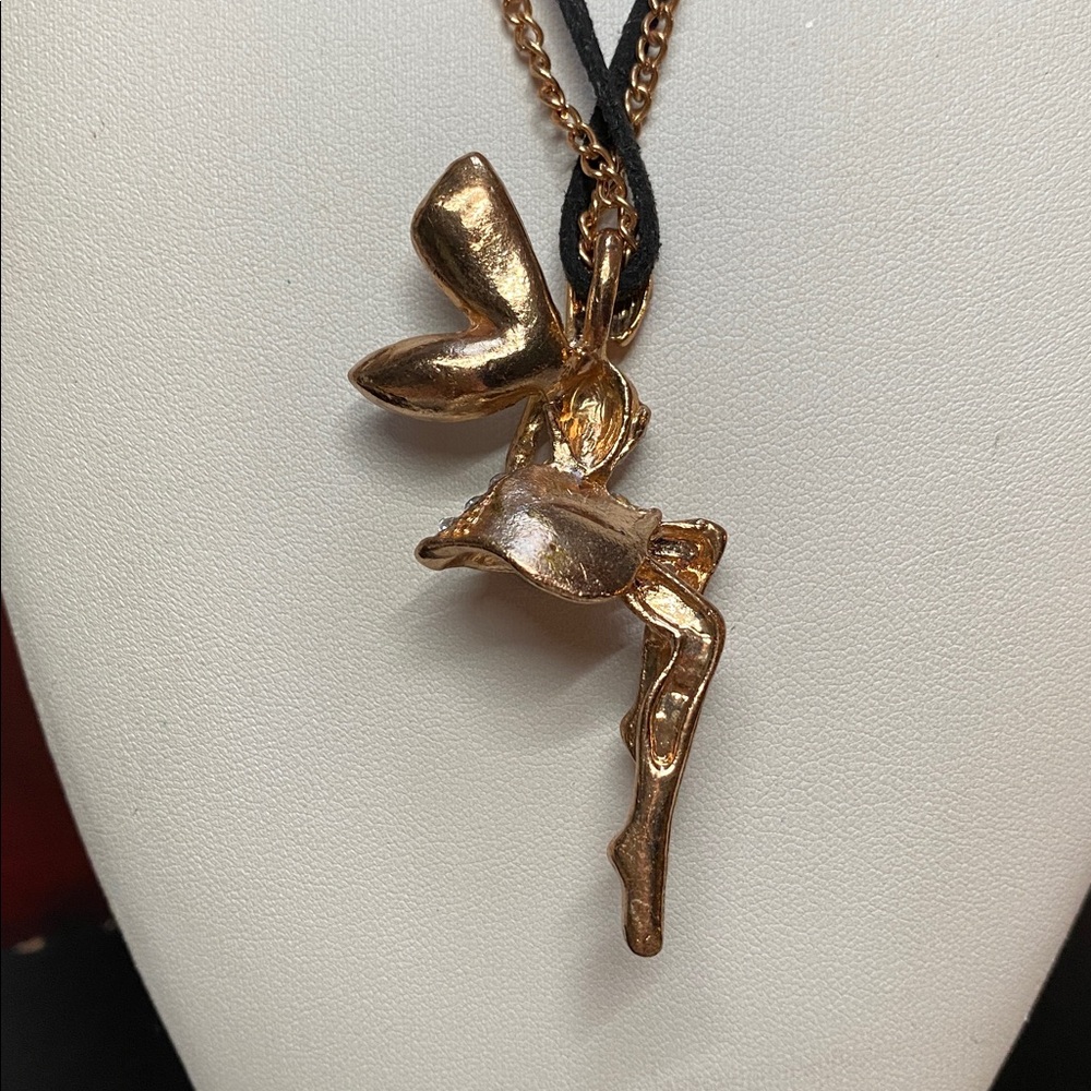 🍇Gold Fairy Pendant Necklace With Crystal Wings - Picture 3 of 9